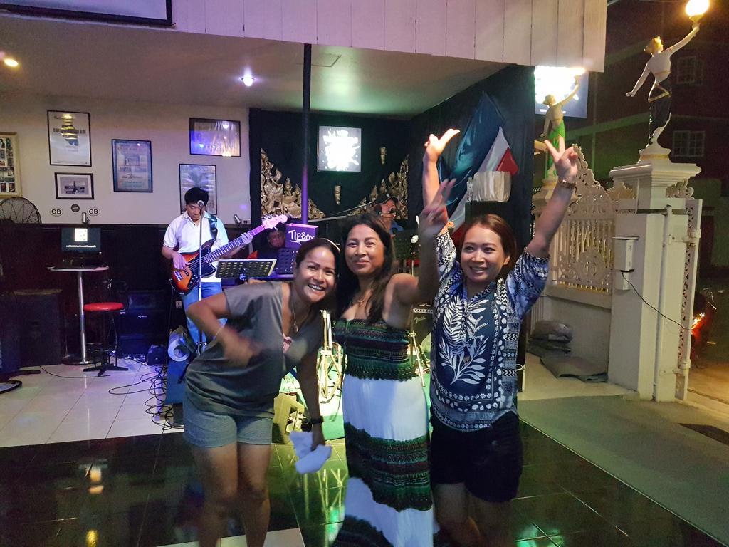 Chaam Guesthouse チャアム エクステリア 写真