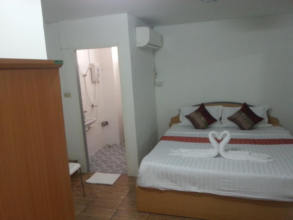 Chaam Guesthouse チャアム エクステリア 写真