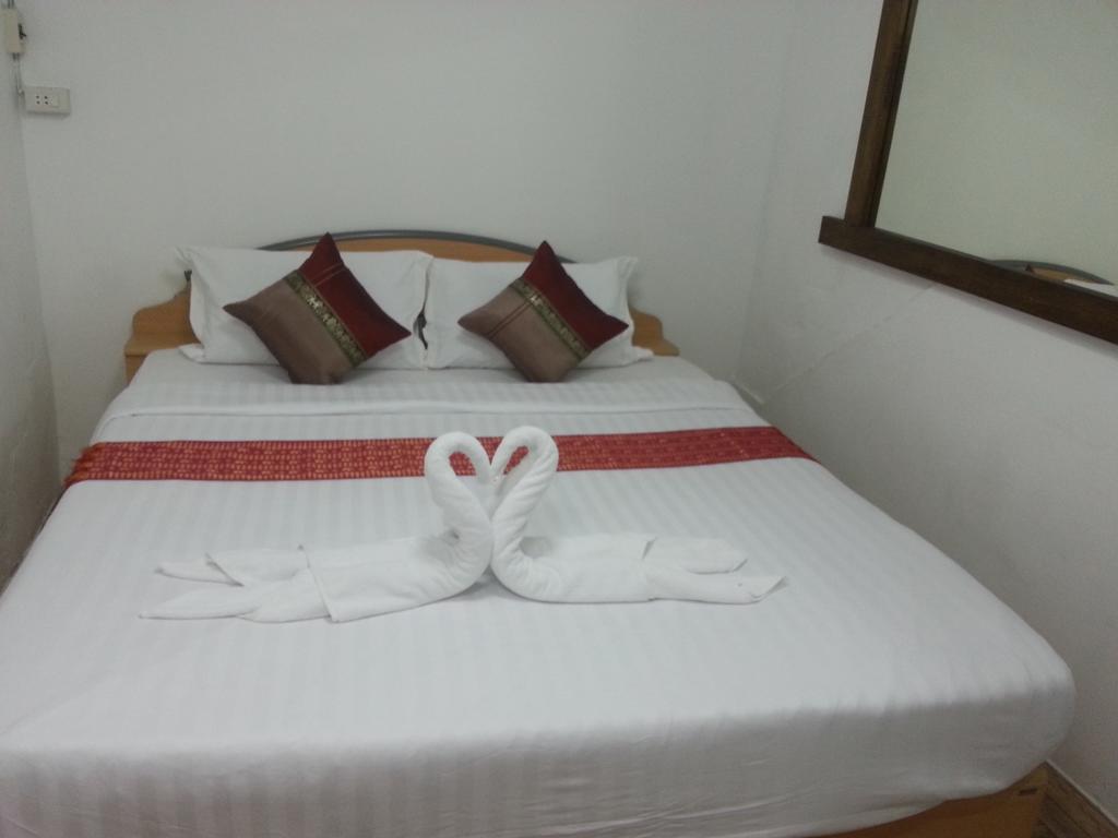 Chaam Guesthouse チャアム エクステリア 写真