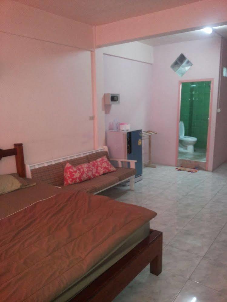 Chaam Guesthouse チャアム エクステリア 写真