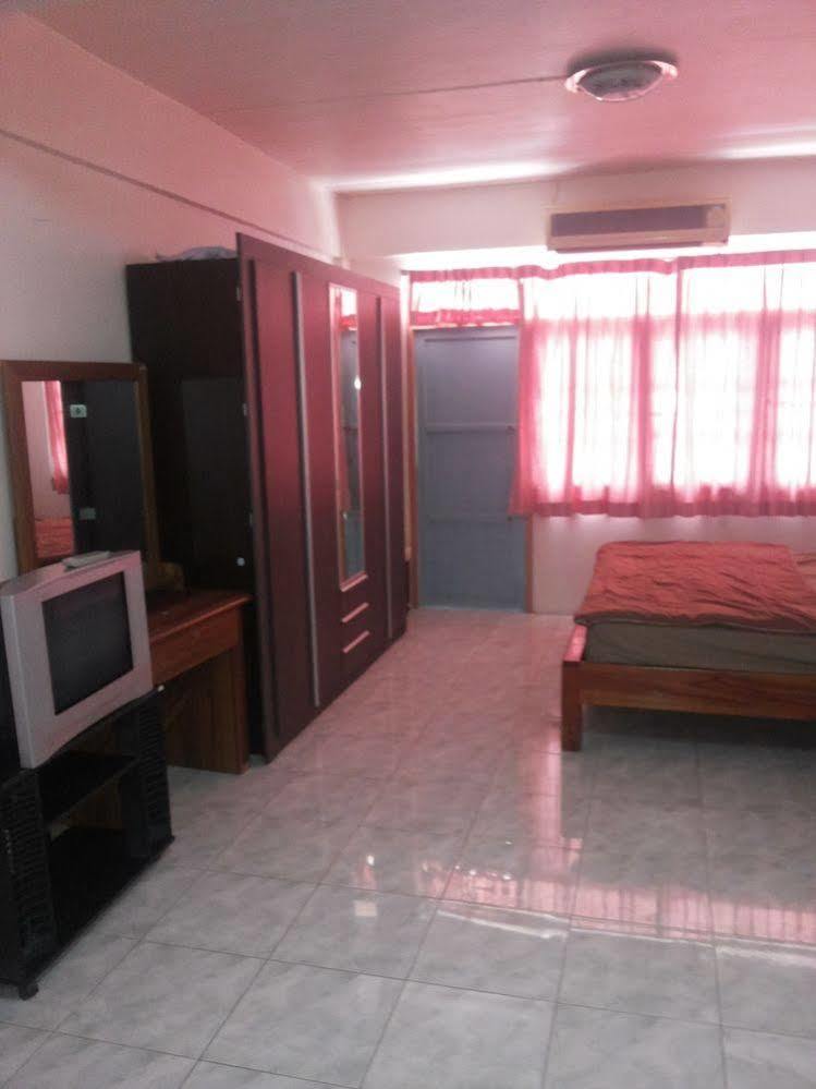 Chaam Guesthouse チャアム エクステリア 写真